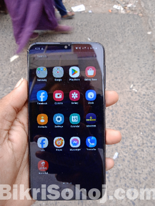 Samsung A10